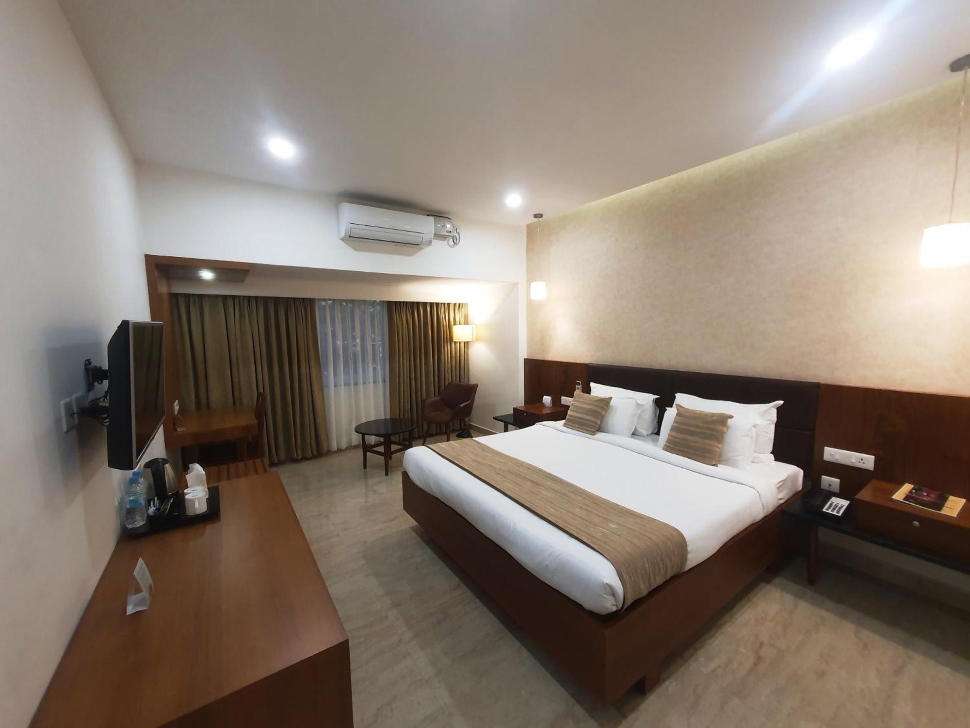 Hotel Aida Kottayam Dış mekan fotoğraf