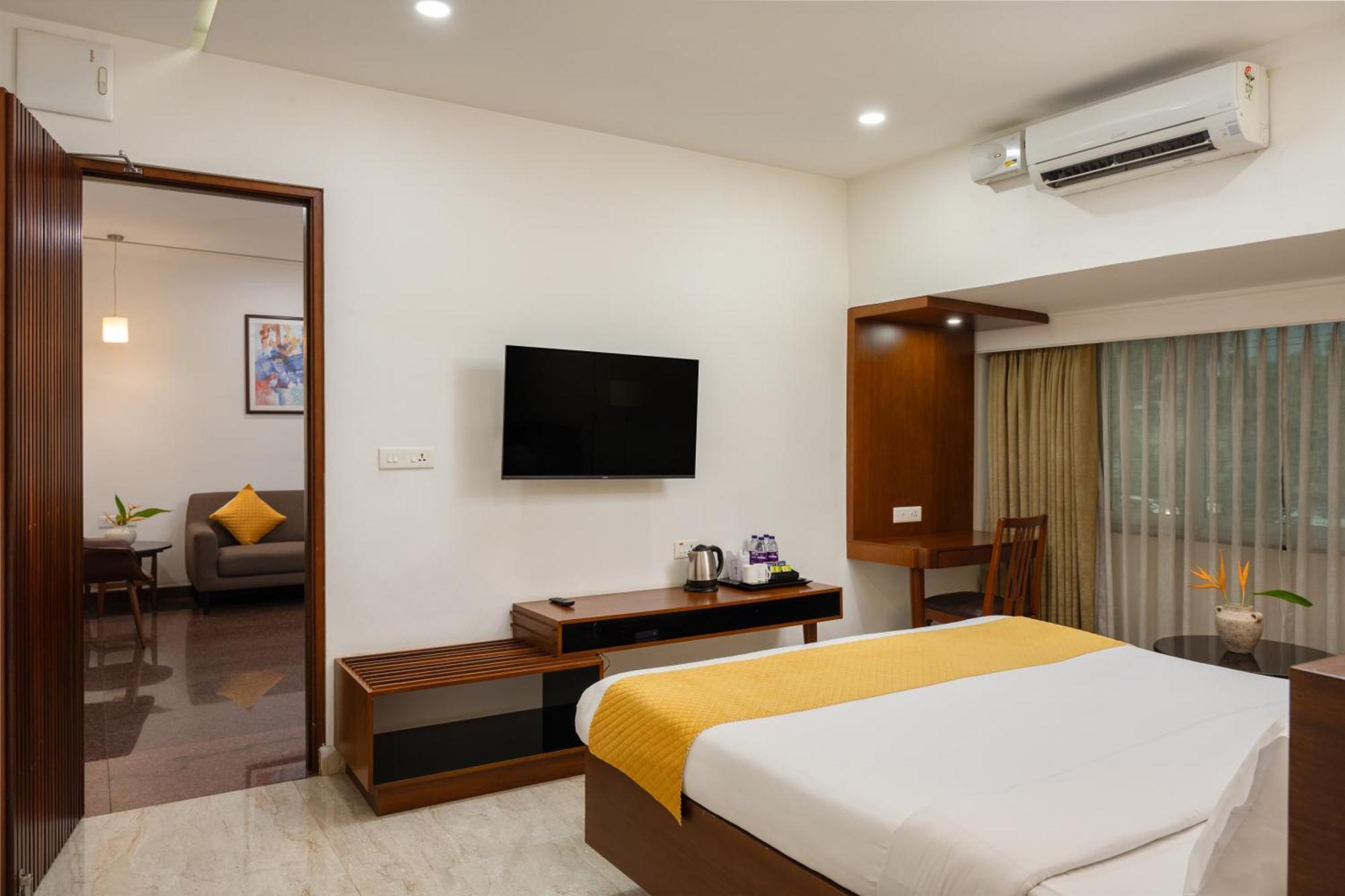 Hotel Aida Kottayam Dış mekan fotoğraf