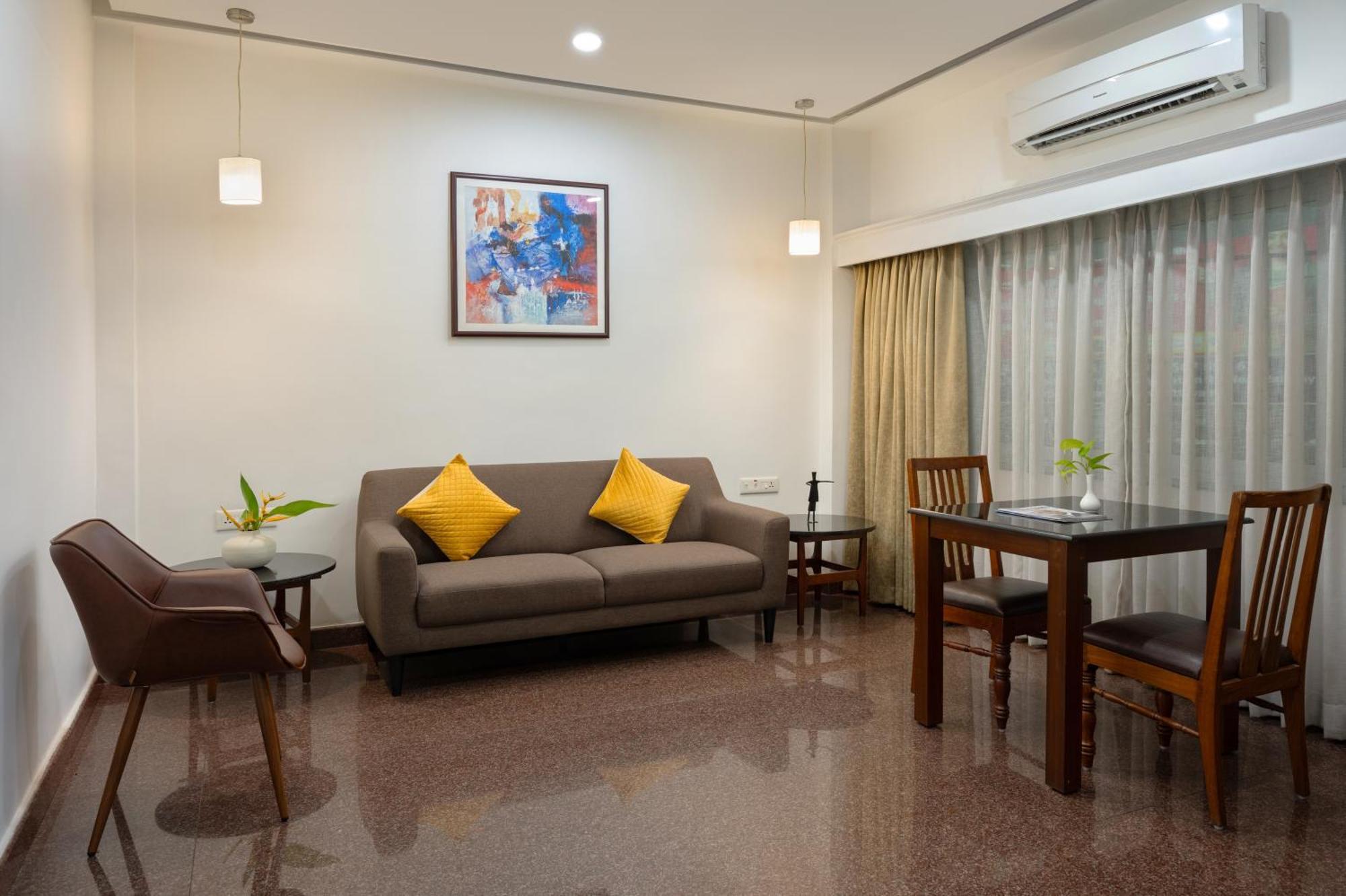 Hotel Aida Kottayam Dış mekan fotoğraf