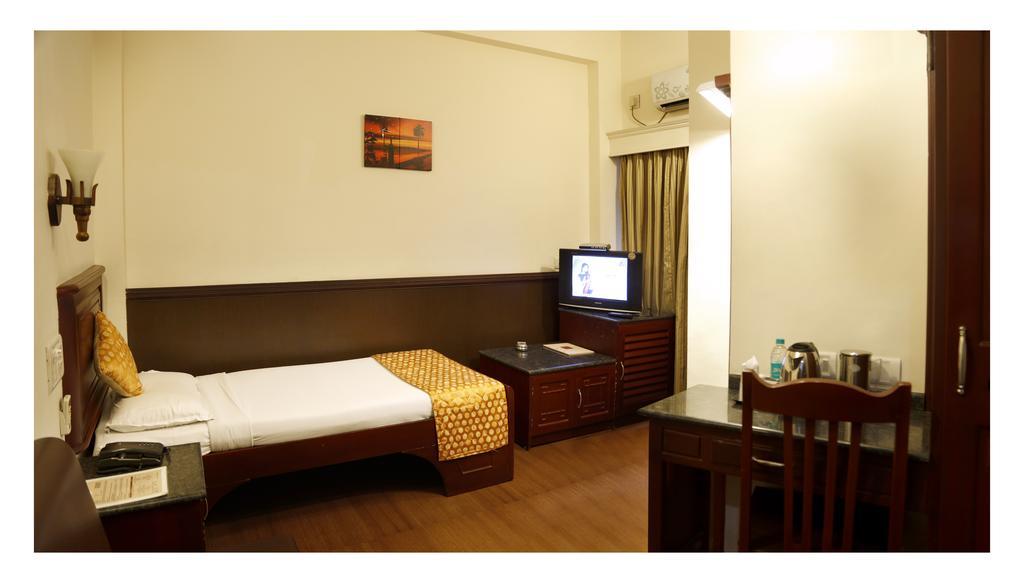 Hotel Aida Kottayam Dış mekan fotoğraf