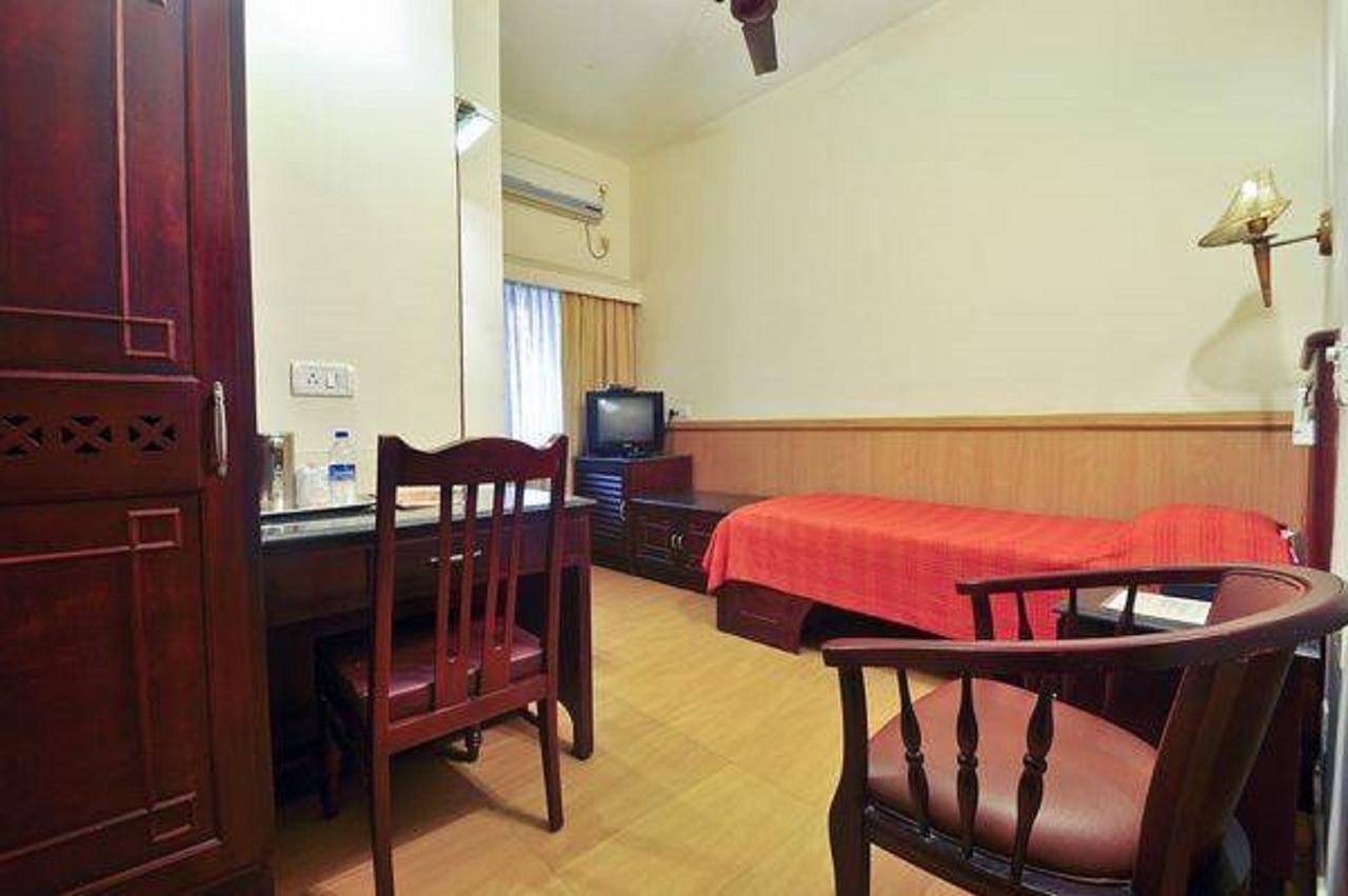 Hotel Aida Kottayam Dış mekan fotoğraf