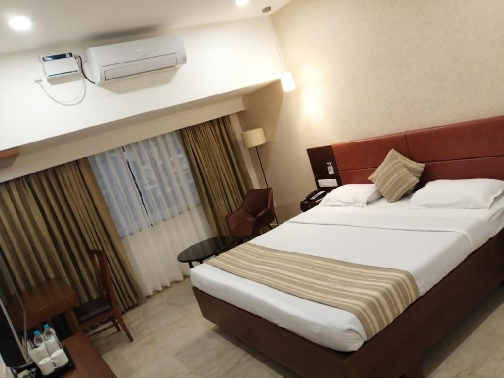 Hotel Aida Kottayam Dış mekan fotoğraf