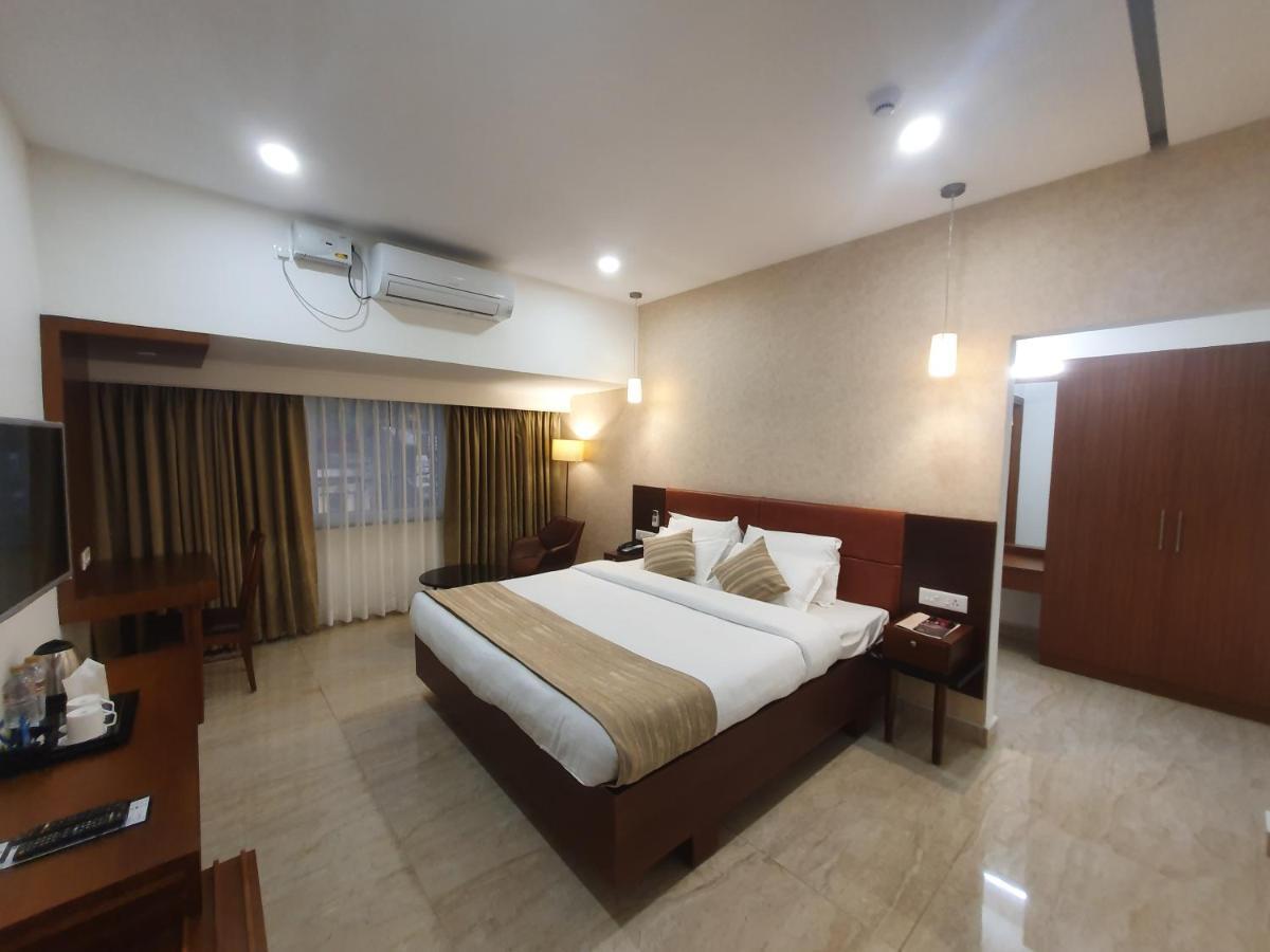 Hotel Aida Kottayam Dış mekan fotoğraf