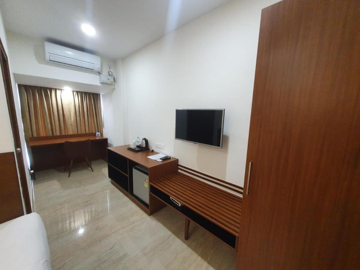 Hotel Aida Kottayam Dış mekan fotoğraf
