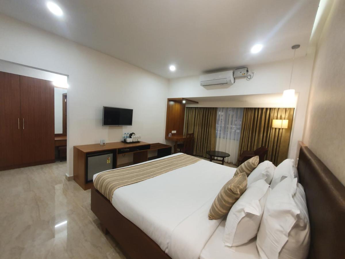 Hotel Aida Kottayam Dış mekan fotoğraf